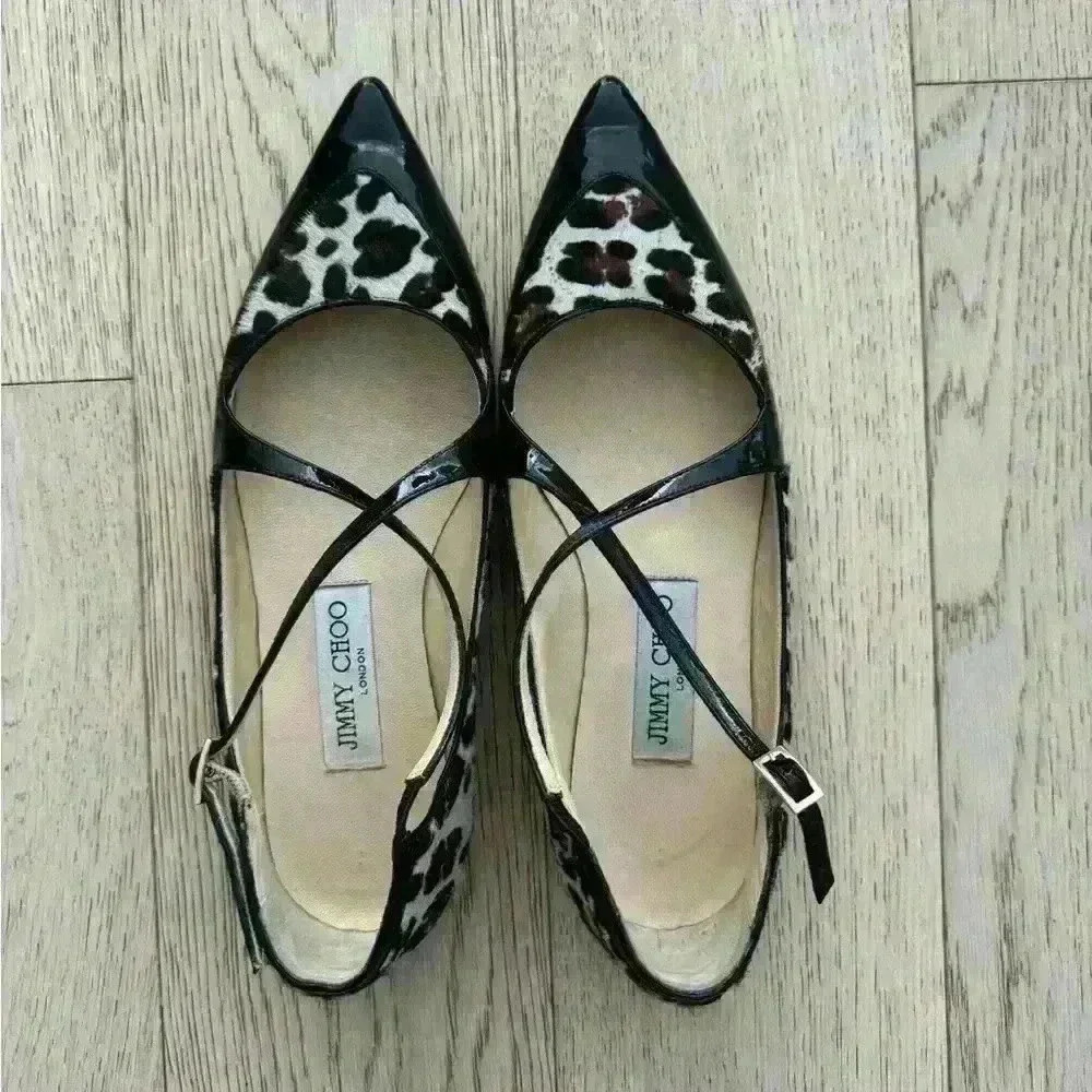 Jimmy Choo  Leopard Ballet Flats Authentic Excellent condition